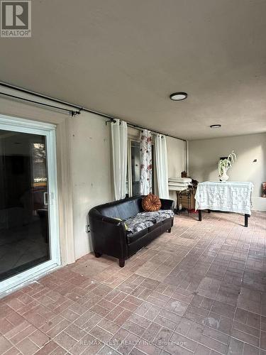 90 Stephanie Boulevard, Vaughan, ON - Indoor