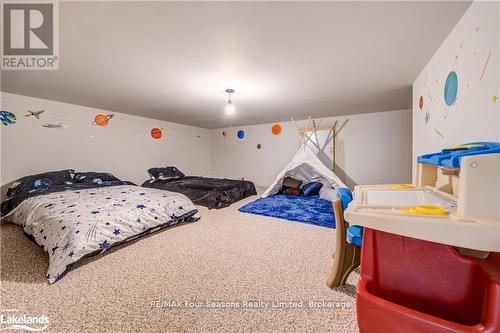 12 Windrose Valley Boulevard, Clearview, ON - Indoor Photo Showing Bedroom
