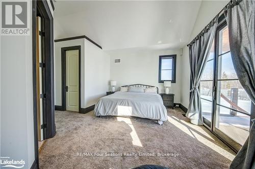12 Windrose Valley Boulevard, Clearview, ON - Indoor Photo Showing Bedroom