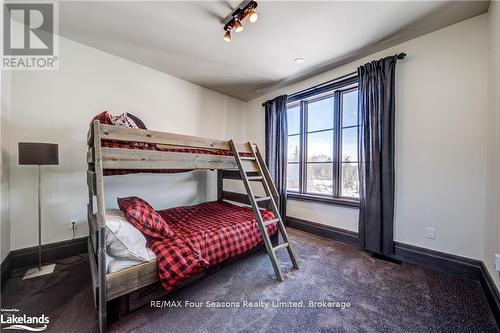 12 Windrose Valley Boulevard, Clearview, ON - Indoor Photo Showing Bedroom