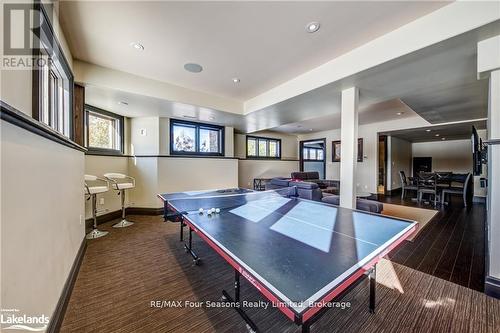 12 Windrose Valley Boulevard, Clearview, ON - Indoor Photo Showing Other Room