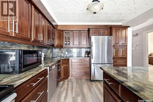 1106 Gryphons Walk, Regina, SK - Indoor Photo Showing Kitchen