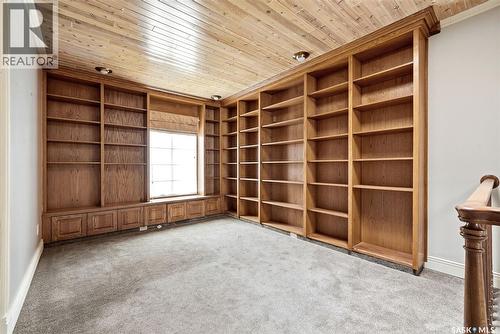 1106 Gryphons Walk, Regina, SK - Indoor Photo Showing Other Room