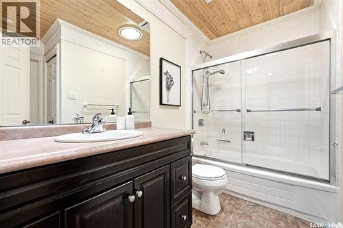 1106 Gryphons Walk, Regina, SK - Indoor Photo Showing Bathroom