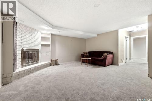 1106 Gryphons Walk, Regina, SK - Indoor