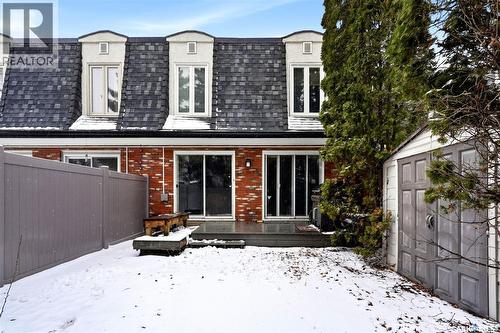 1106 Gryphons Walk, Regina, SK - Outdoor