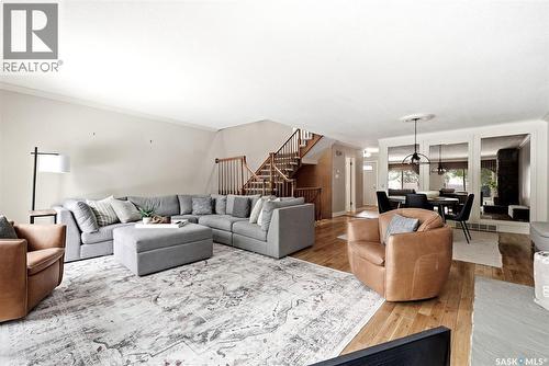 1106 Gryphons Walk, Regina, SK - Indoor Photo Showing Living Room