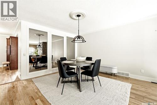 1106 Gryphons Walk, Regina, SK - Indoor Photo Showing Dining Room