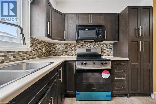 589 Beechwood Drive Unit# 43, Waterloo, ON - Indoor Photo Showing Kitchen