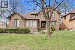 268 MAJESTIC DRIVE Lakeshore, ON N8N 4K7