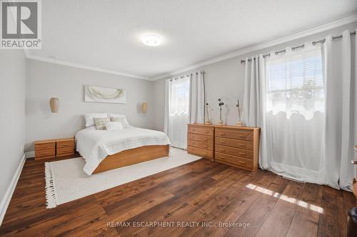 4302 Highgate Crescent, Mississauga, ON - Indoor Photo Showing Bedroom