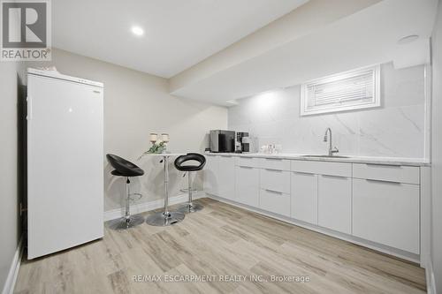4302 Highgate Crescent, Mississauga, ON - Indoor Photo Showing Other Room