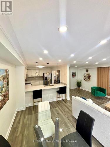 3974 Stardust Drive, Mississauga, ON - Indoor