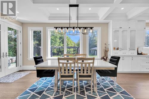 4427 Concession 7, Puslinch, ON - Indoor Photo Showing Dining Room