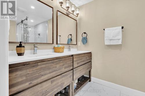 4427 Concession 7, Puslinch, ON - Indoor Photo Showing Bathroom
