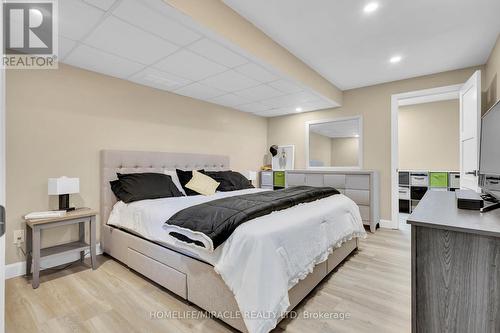 4427 Concession 7, Puslinch, ON - Indoor Photo Showing Bedroom