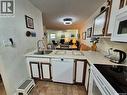 24 228 3Rd Street, Weyburn, SK  - Indoor Photo Showing Kitchen 
