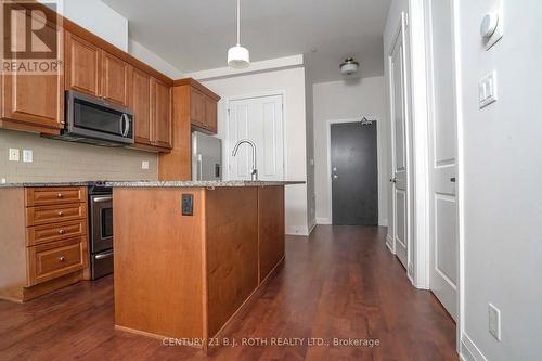 313 - 15277 Yonge Street S, Aurora, ON - Indoor Photo Showing Kitchen