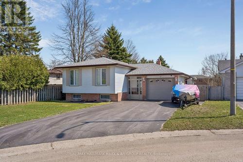 11 CHARLOTTE COURT  Barrie, ON L4N 6B2