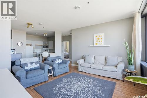 1108 1867 Hamilton Street, Regina, SK - Indoor Photo Showing Living Room
