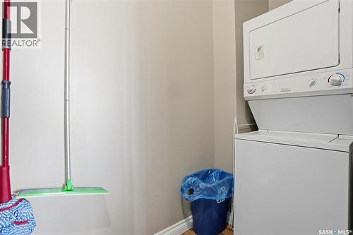 1108 1867 Hamilton Street, Regina, SK - Indoor Photo Showing Laundry Room