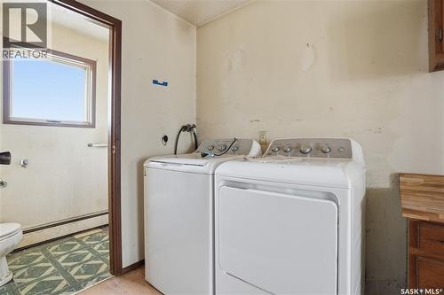 98 Main Street, Lang, SK - Indoor Photo Showing Laundry Room