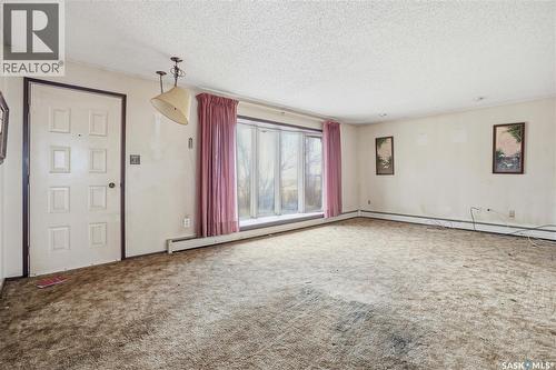 98 Main Street, Lang, SK - Indoor Photo Showing Other Room