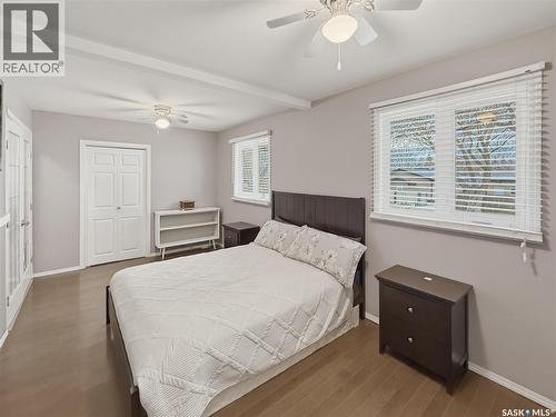 488 3Rd Avenue Se, Swift Current, SK - Indoor Photo Showing Bedroom