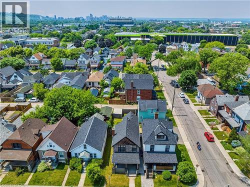 221 Rosslyn Avenue N, Hamilton, ON - Outdoor With View