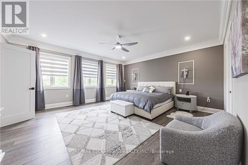 8378 Chippewa Road E, Hamilton, ON - Indoor Photo Showing Bedroom