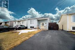 8 Jane Heights Paradise, NL A1L 1E6