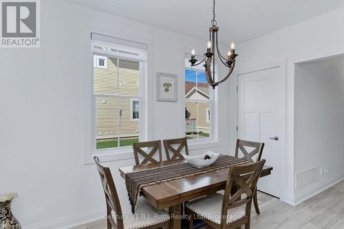 67 Discovery Trail, Midland, ON - Indoor Photo Showing Dining Room