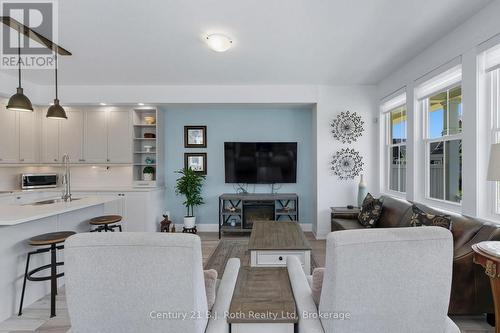 67 Discovery Trail, Midland, ON - Indoor