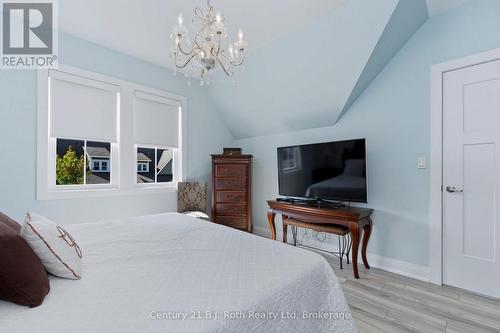67 Discovery Trail, Midland, ON - Indoor Photo Showing Bedroom