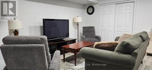 67 Discovery Trail, Midland, ON - Indoor