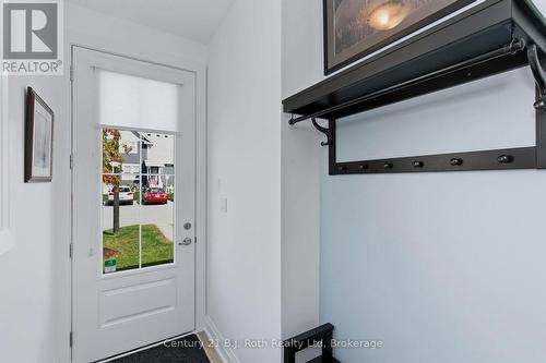67 Discovery Trail, Midland, ON - Indoor Photo Showing Other Room