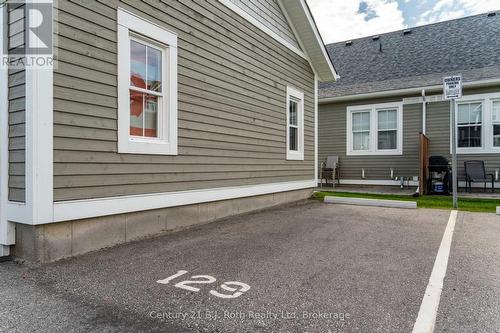 67 Discovery Trail, Midland, ON - Outdoor