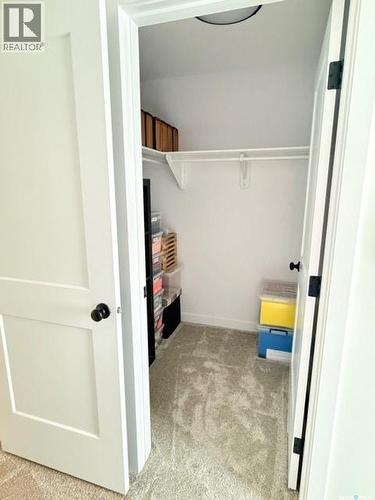 351 Aniskotaw Bend, Saskatoon, SK - Indoor