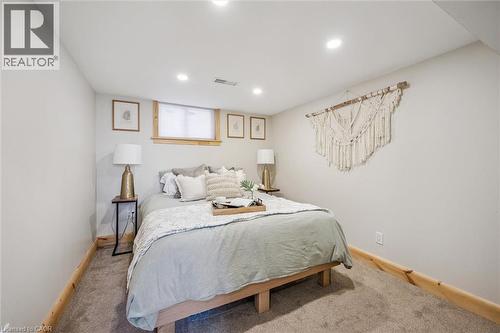 68 Albert Street, Cambridge, ON - Indoor Photo Showing Bedroom