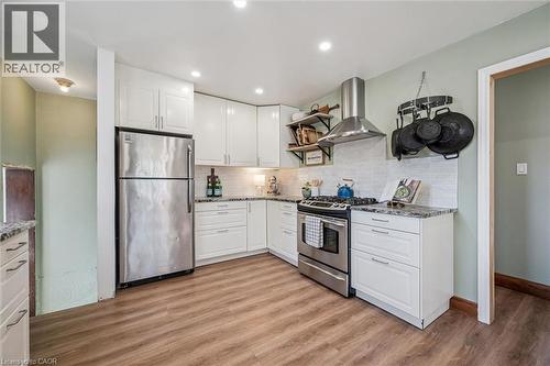 68 Albert Street, Cambridge, ON - Indoor Photo Showing Kitchen