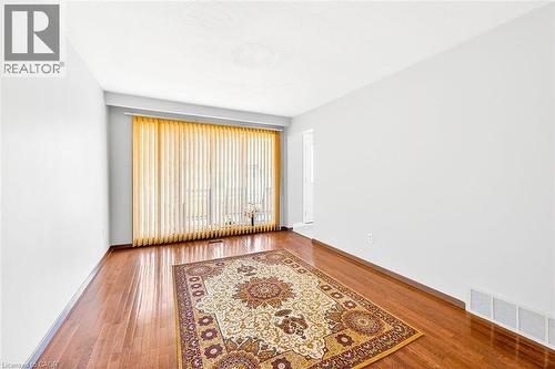 35 Rangeview Court, Hamilton, ON - Indoor Photo Showing Other Room