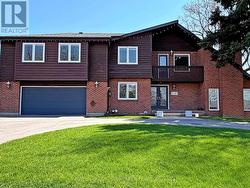 3485 CAWTHRA ROAD  Mississauga, ON L5A 2X9