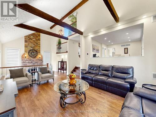 3485 Cawthra Road, Mississauga, ON - Indoor Photo Showing Living Room