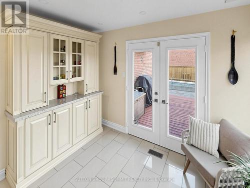 3485 Cawthra Road, Mississauga, ON - Indoor
