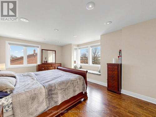 3485 Cawthra Road, Mississauga, ON - Indoor Photo Showing Bedroom