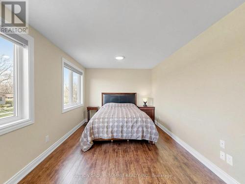 3485 Cawthra Road, Mississauga, ON - Indoor Photo Showing Bedroom