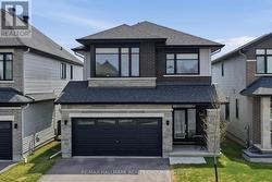 540 BOBOLINK RIDGE Ottawa, ON K2S 2N6