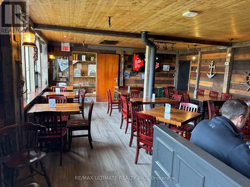 866 Lakeshore Road E, Mississauga, ON 