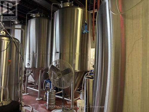 866 Lakeshore Road E, Mississauga, ON 