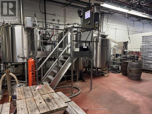 866 Lakeshore Road E, Mississauga, ON 